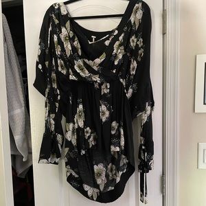Free people floral tunic NWOT